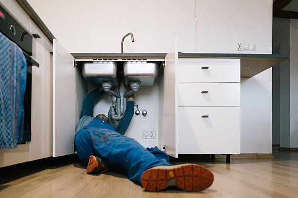 Professional Leak Detection technician working in Dayton, NJ